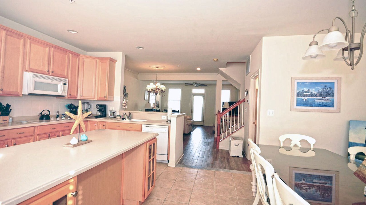 Photo of Kitchen in Sunset Island