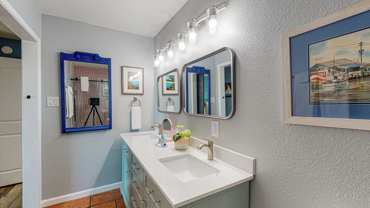 Photo of Bathroom in Port Aransas
