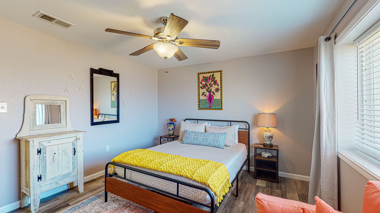 Photo of Bedroom in Port Aransas