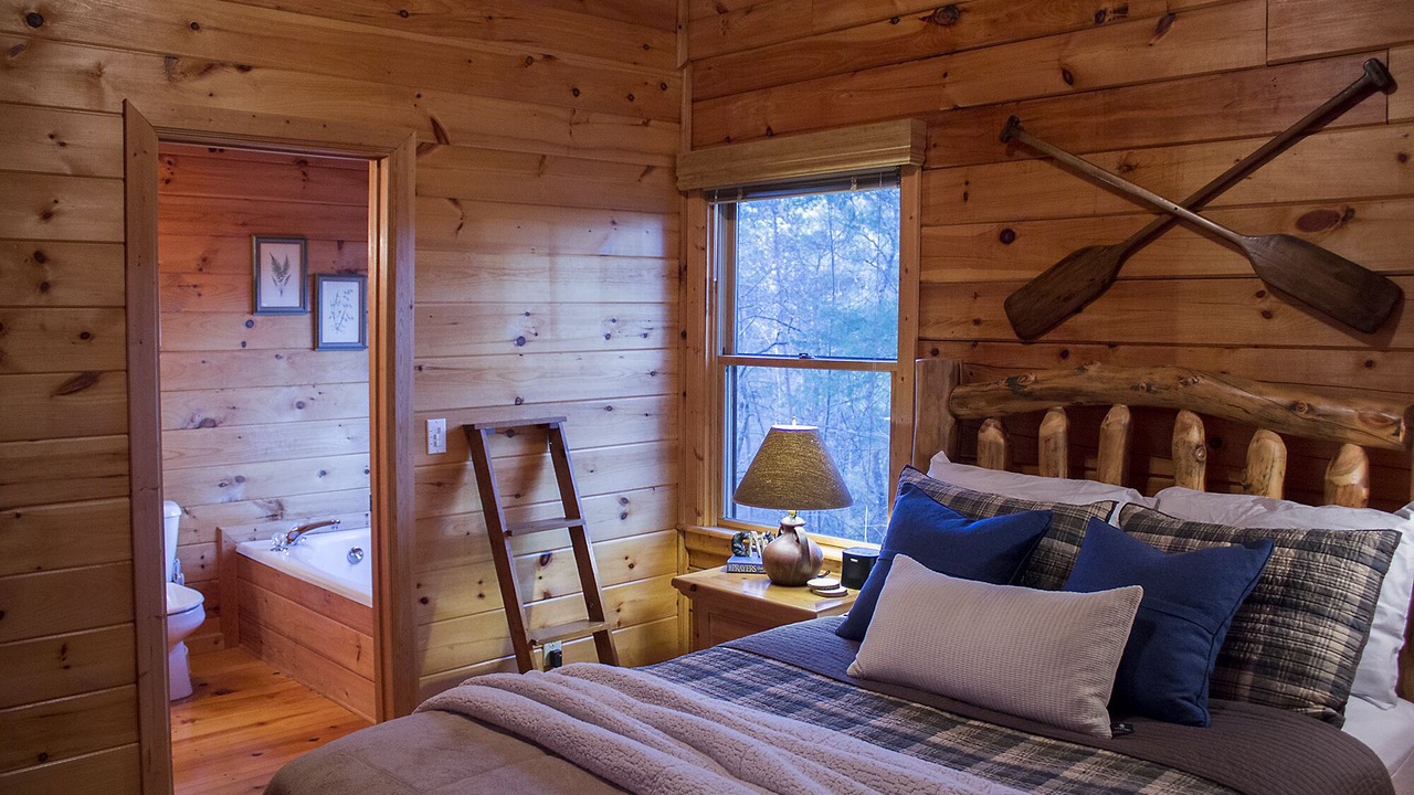 Photo of Bedroom in Cherry Log