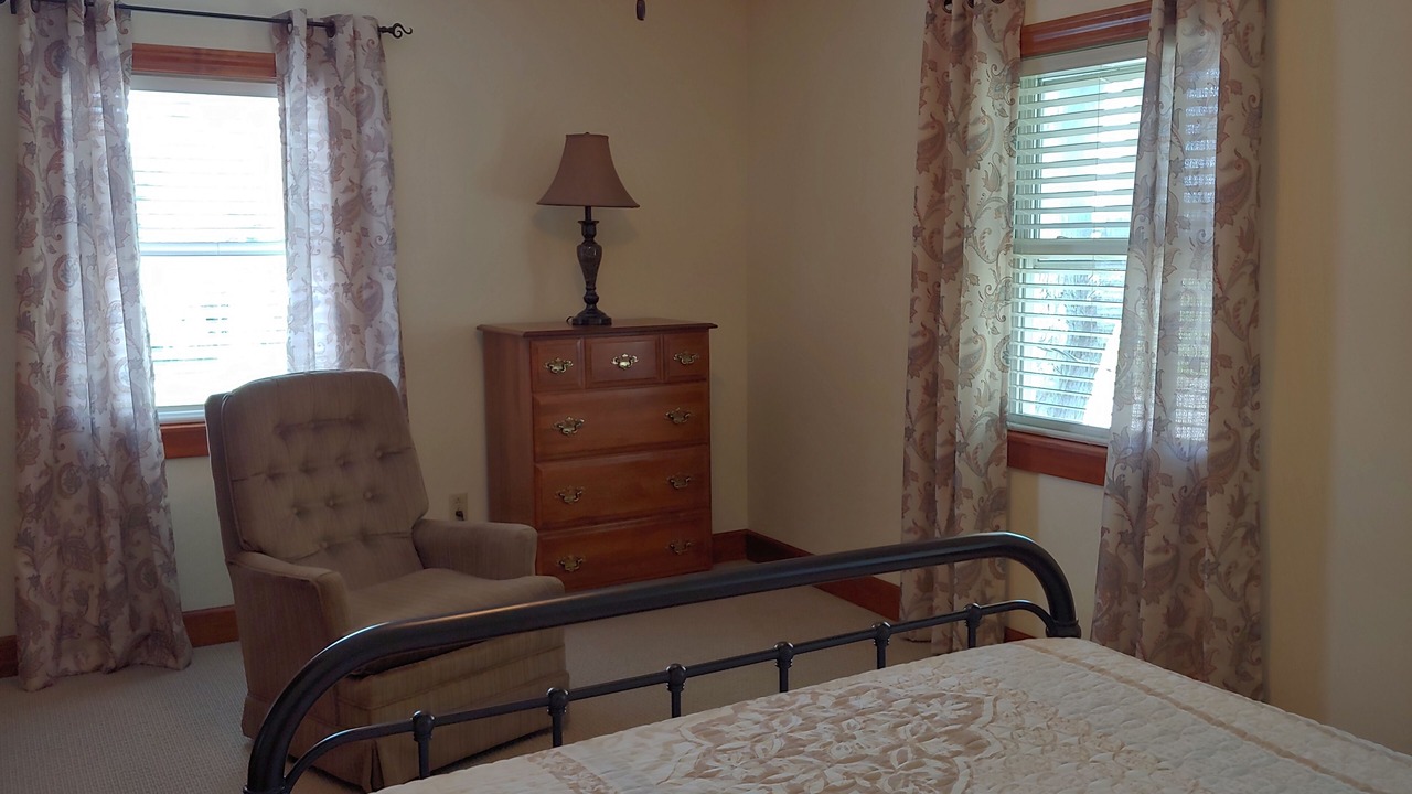 Photo of Bedroom in Port Clinton