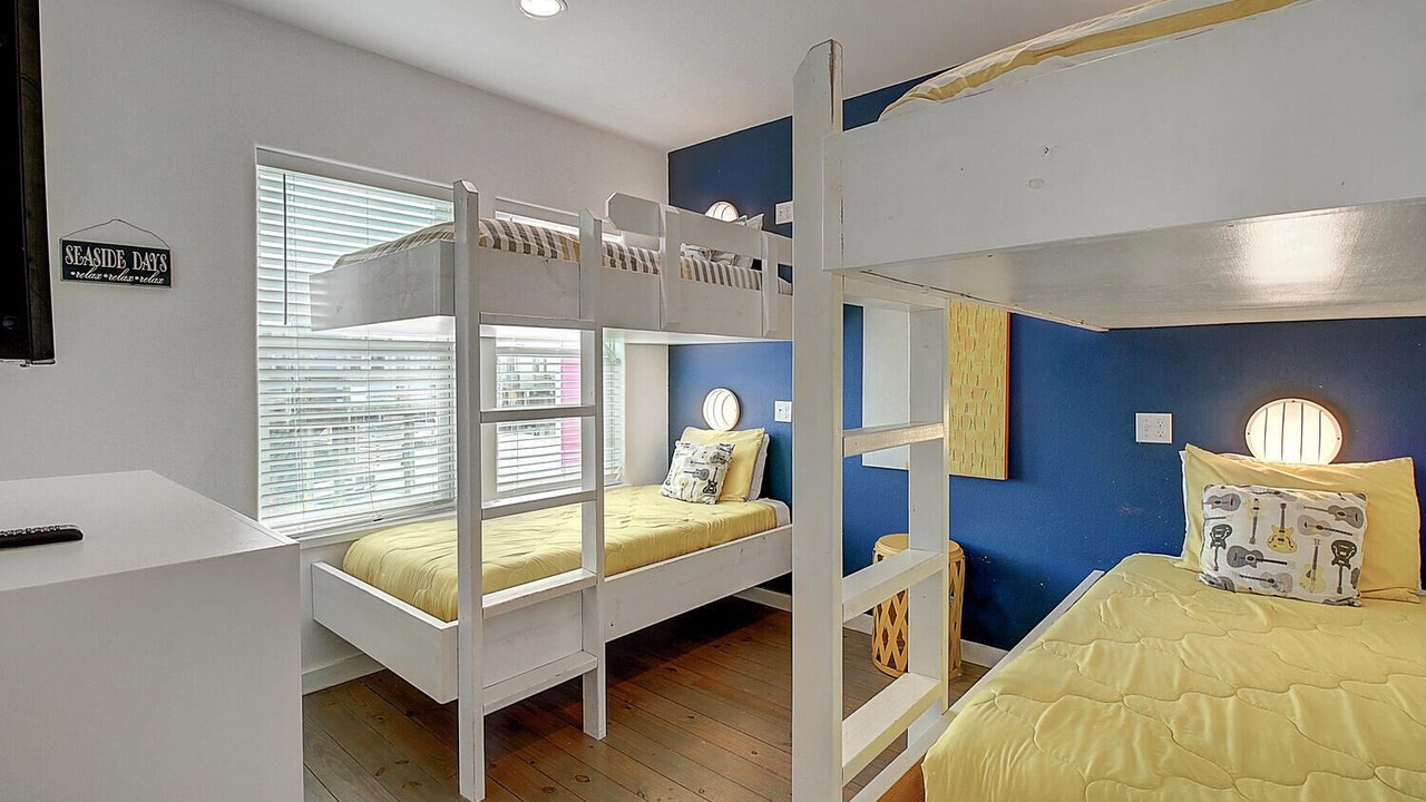 Photo of Bedroom in Port Aransas