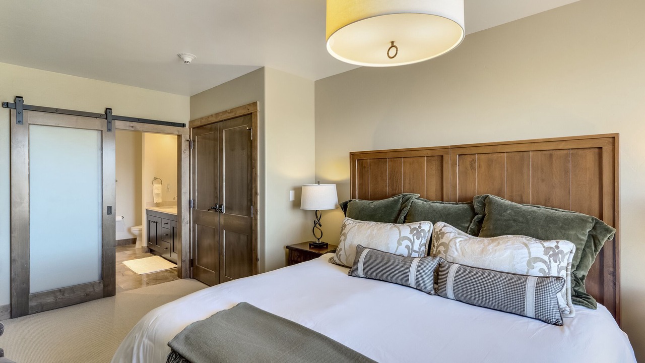 Photo of Bedroom in Steamboat Springs