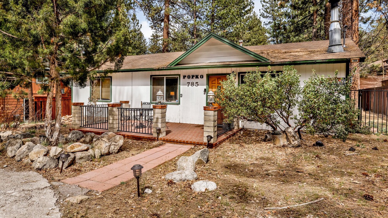 Photo of Outdoor in Summit Estates