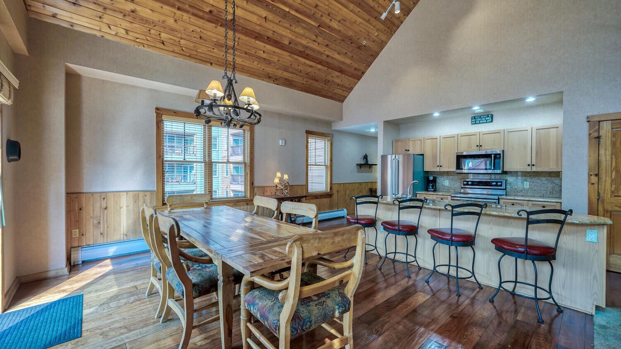 Photo of Bedroom in River Run