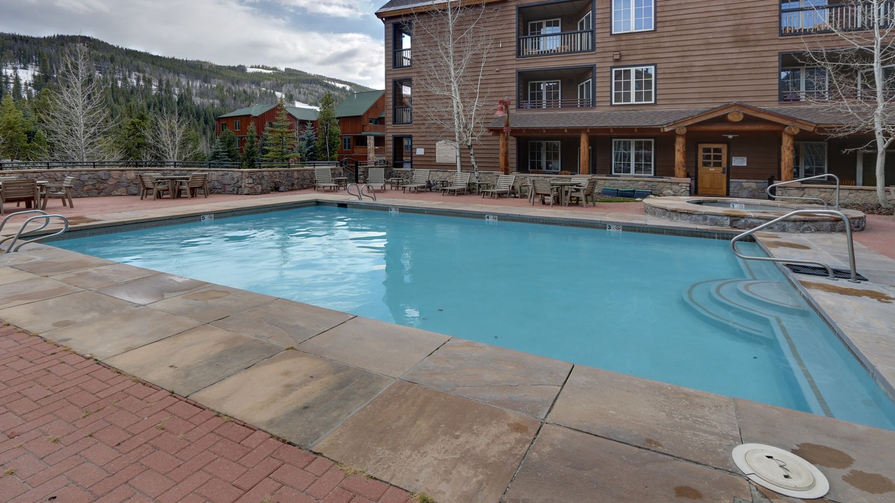 Photo of Outdoor in River Run