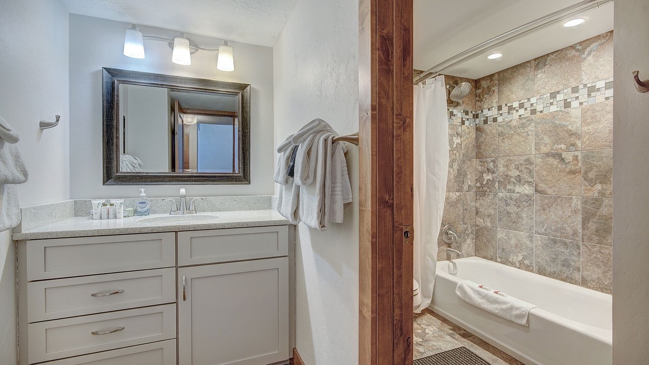 Photo of Bathroom in Warrior's Mark