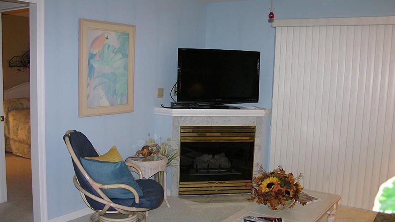 Photo of Livingroom in Heron Harbour Isle