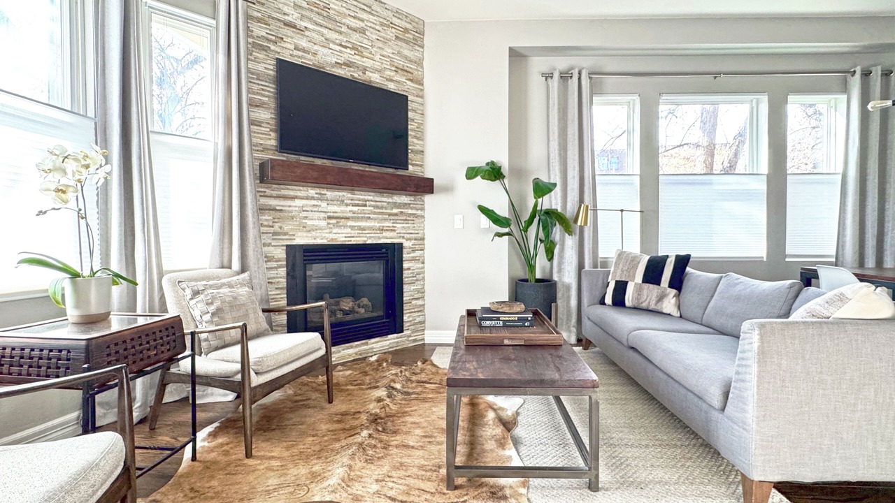 Photo of Livingroom in Whittier