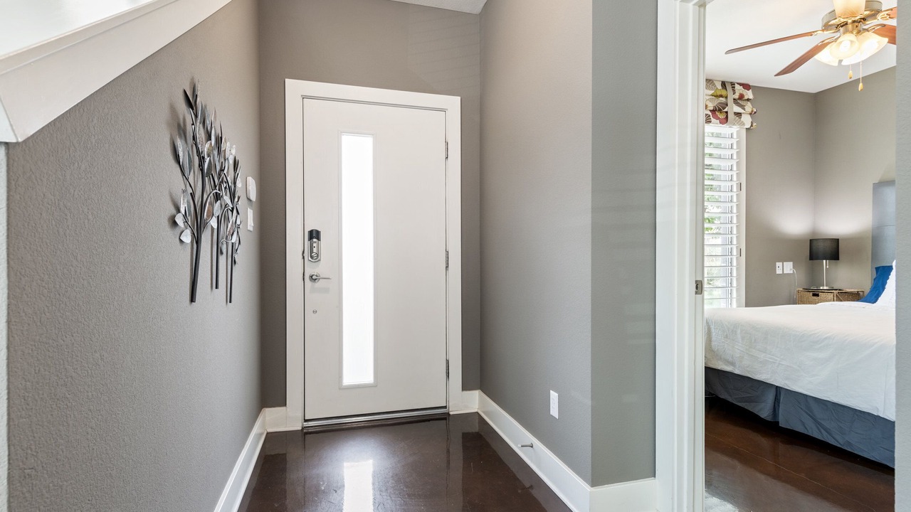 Photo of Bedroom in North Austin Civic Association
