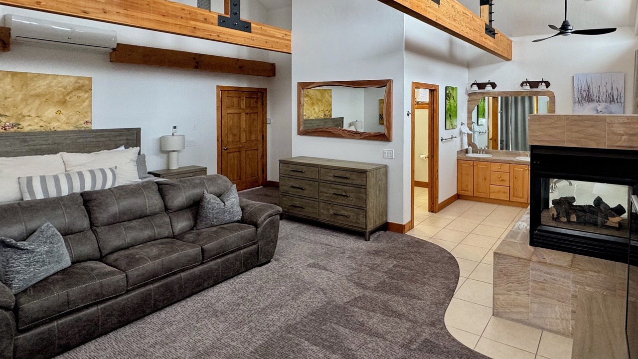 Photo of Livingroom in Bear Hollow Village