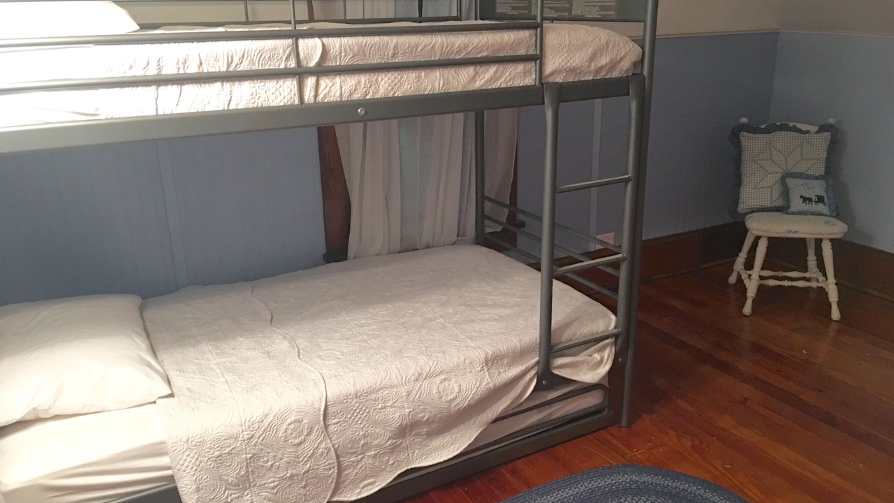 Photo of Bedroom in Sugarcreek