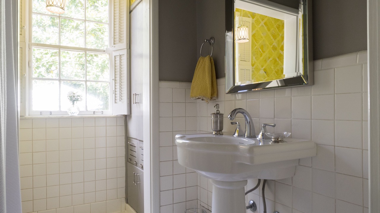 Photo of Bathroom in Midtown