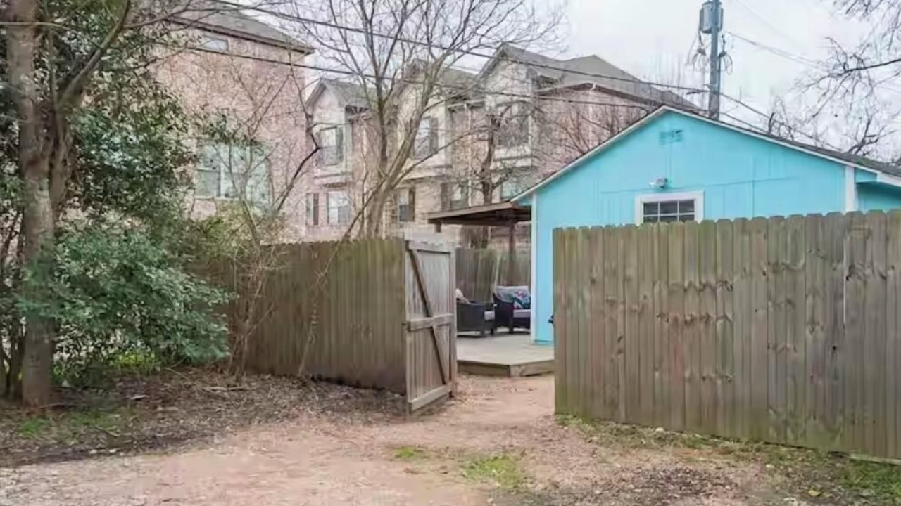 Photo of Outdoor in College Hills Estates