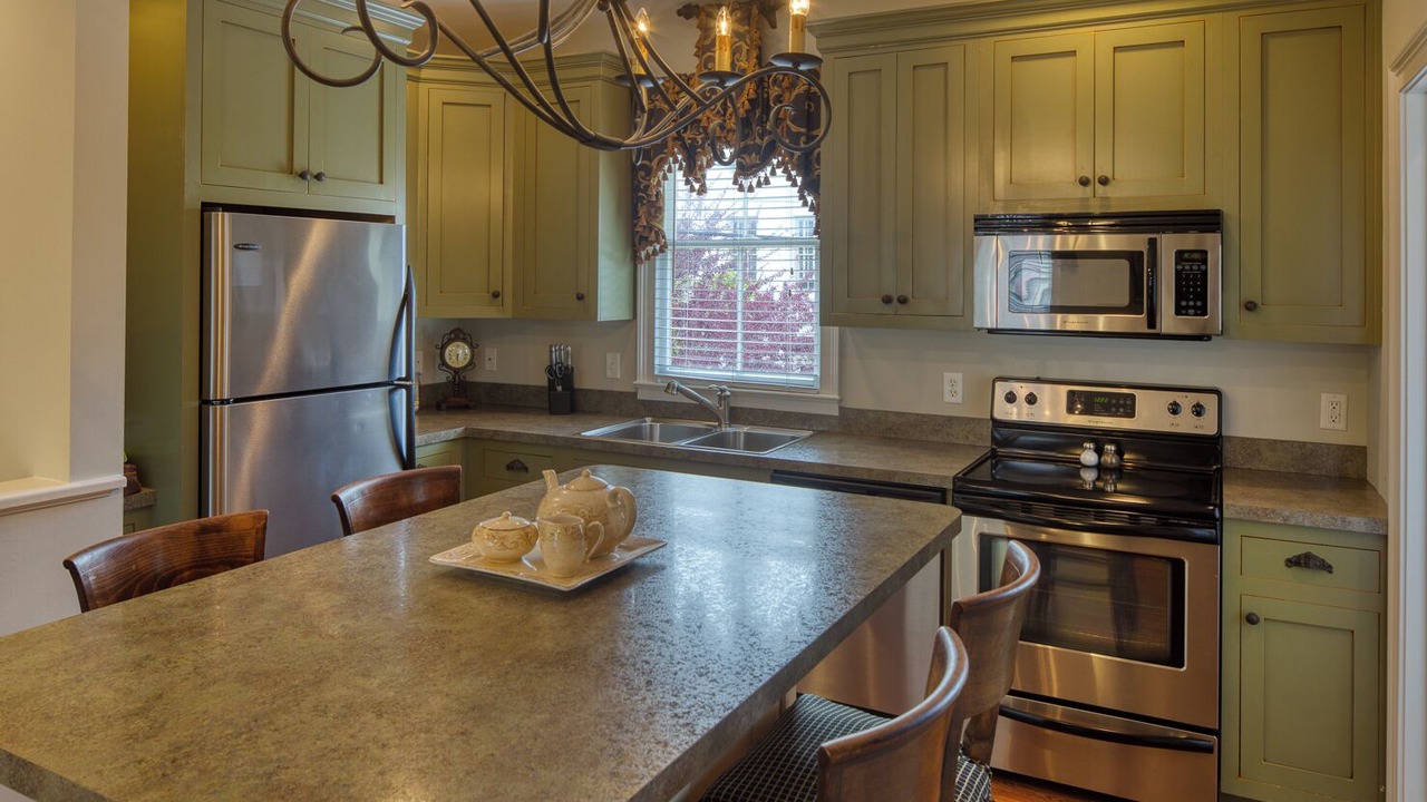 Photo of Kitchen in Historic District - North