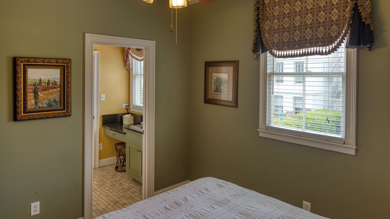 Photo of Bathroom in Historic District - North