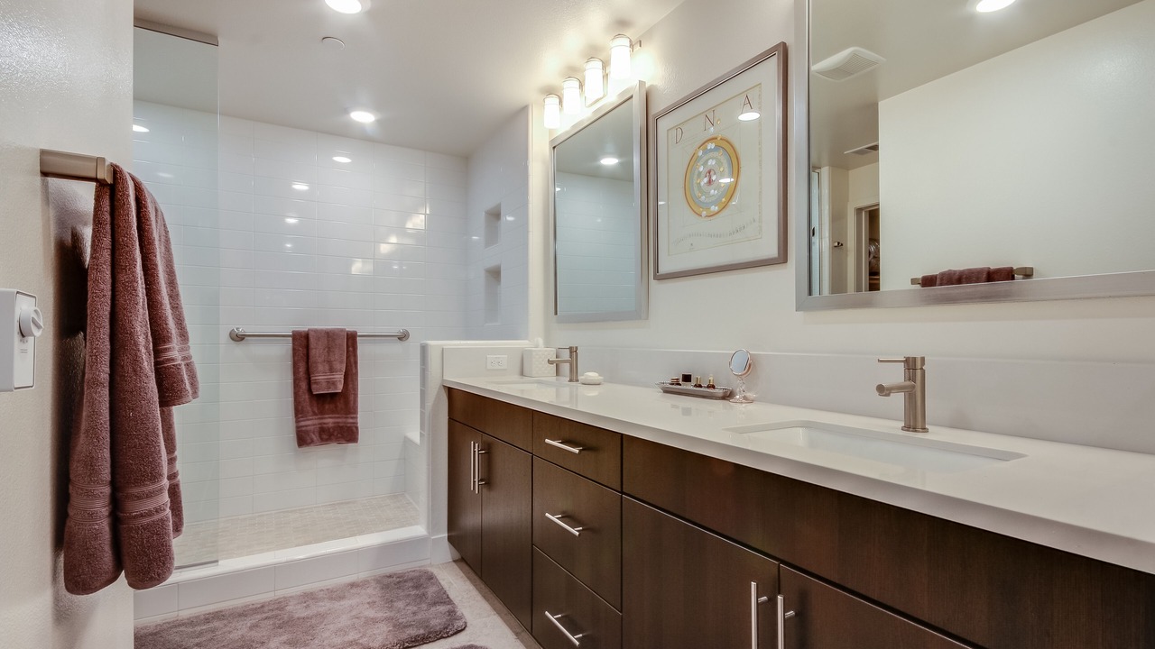 Photo of Bathroom in Hollywood Hills