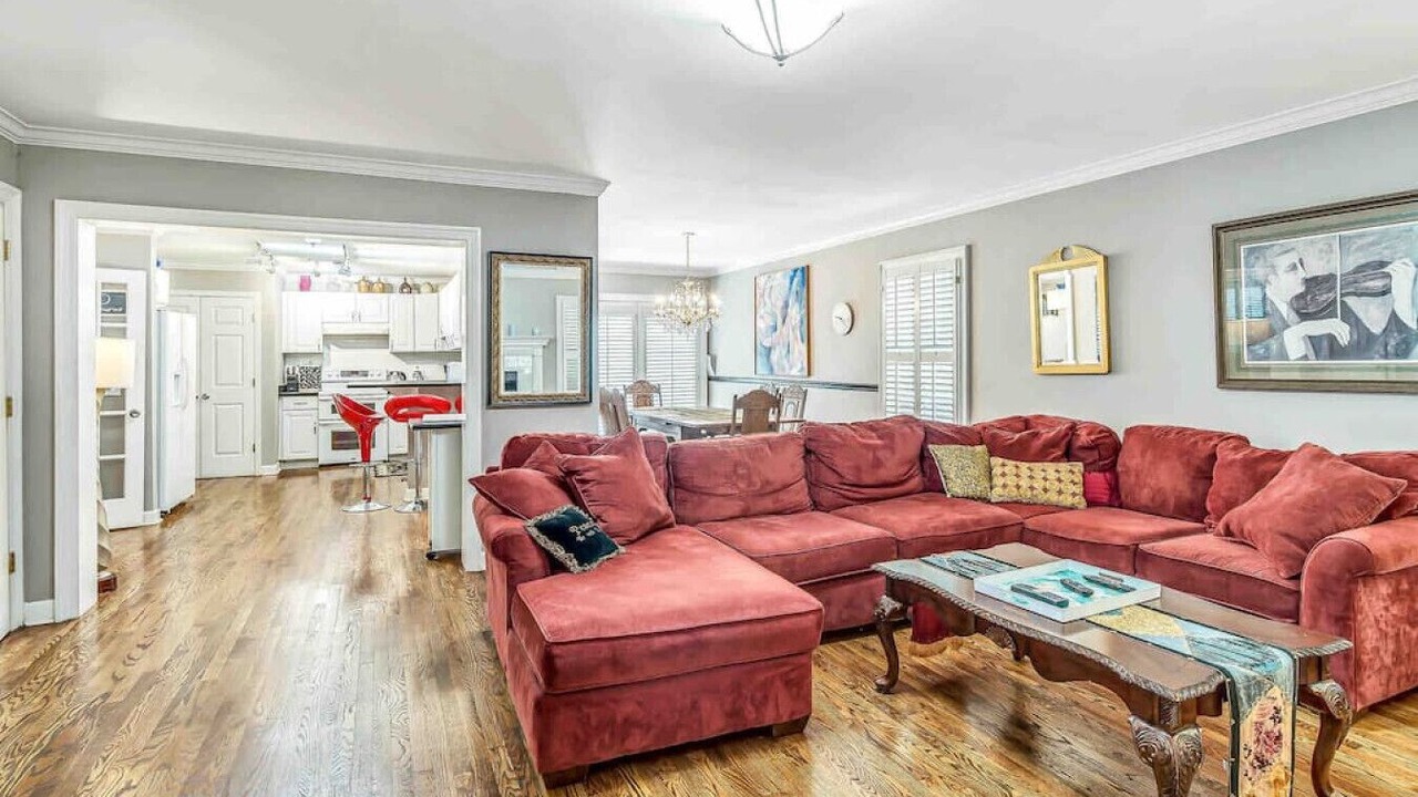 Photo of Livingroom in Cherokee Park