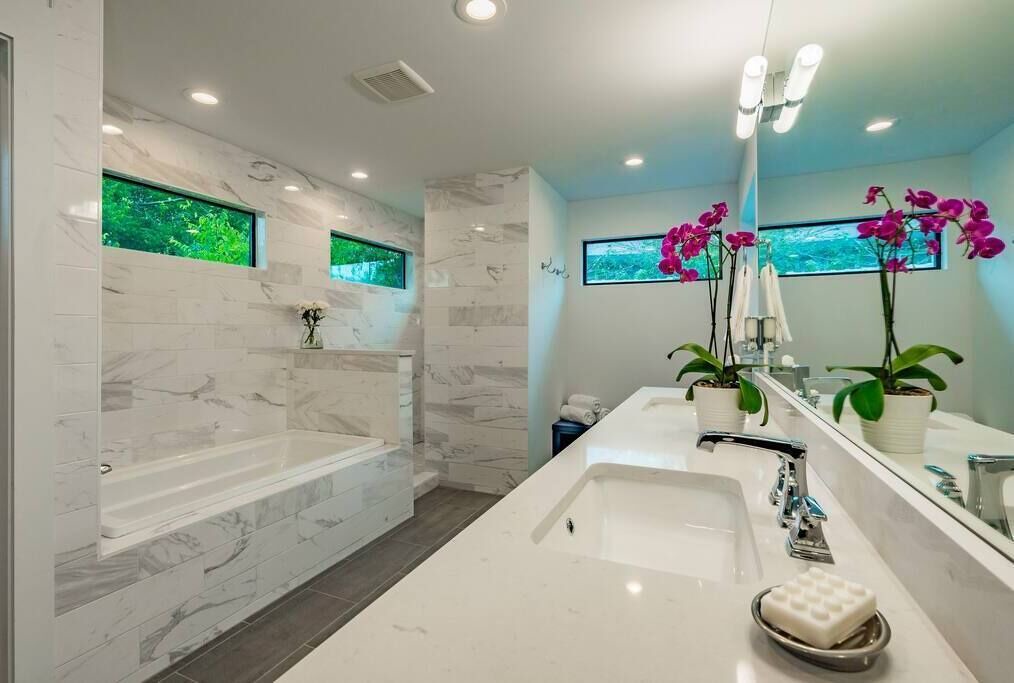 Photo of Bathroom in Bouldin