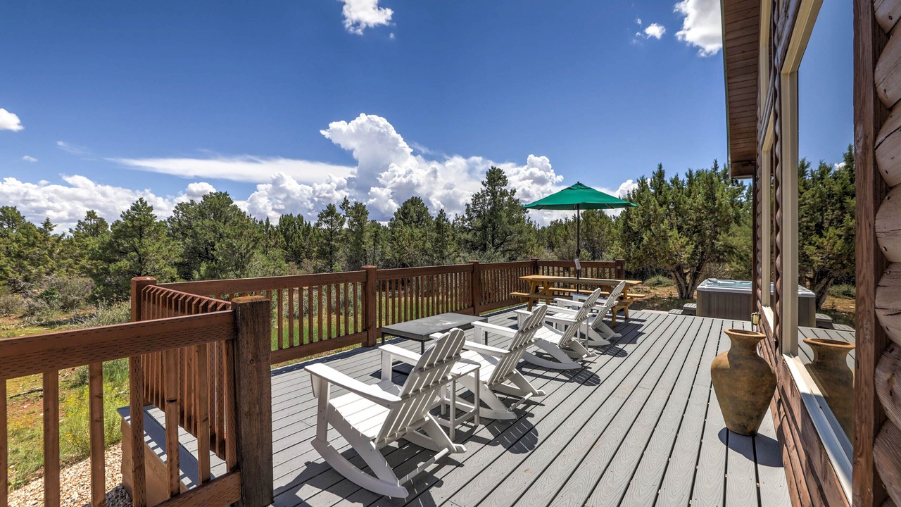 Photo of Patio Balcony in Zion National Park East Entrance