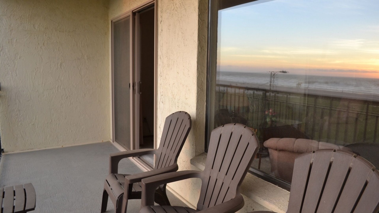 Photo of Patio Balcony in Seaside