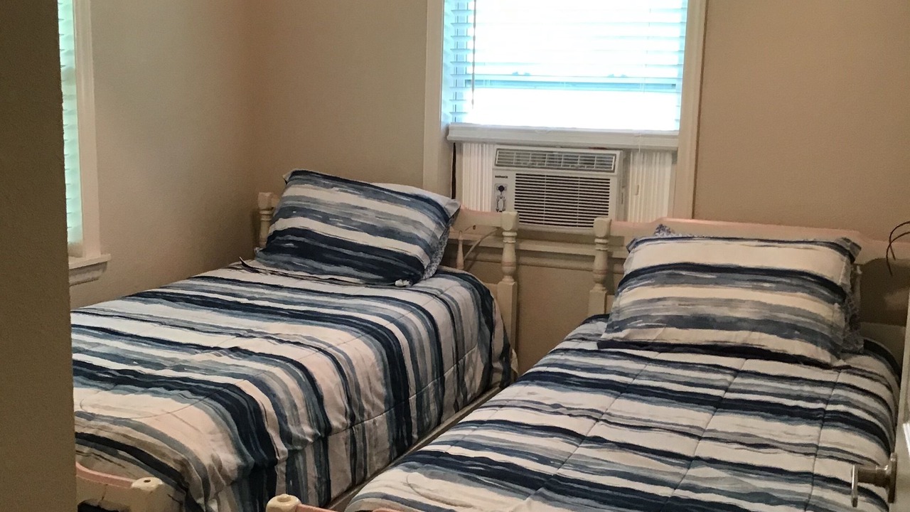 Photo of Bedroom in Southmont