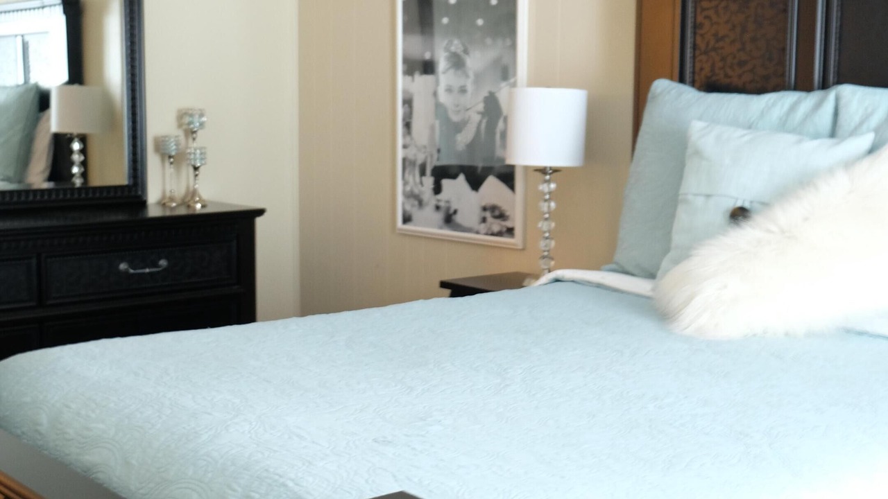 Photo of Bedroom in Bay Area