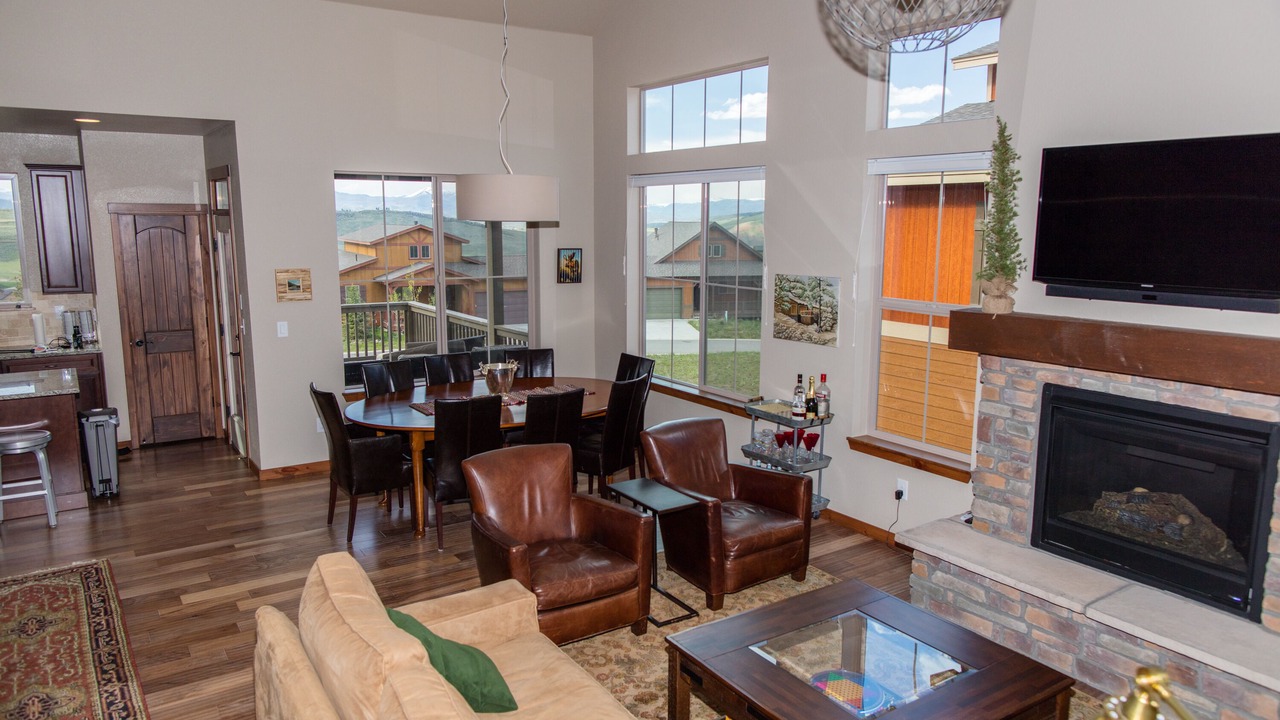 Photo of Bedroom in Silvercreek