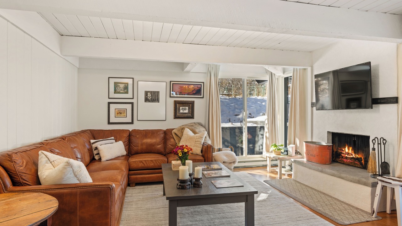 Photo of Livingroom in Aspen