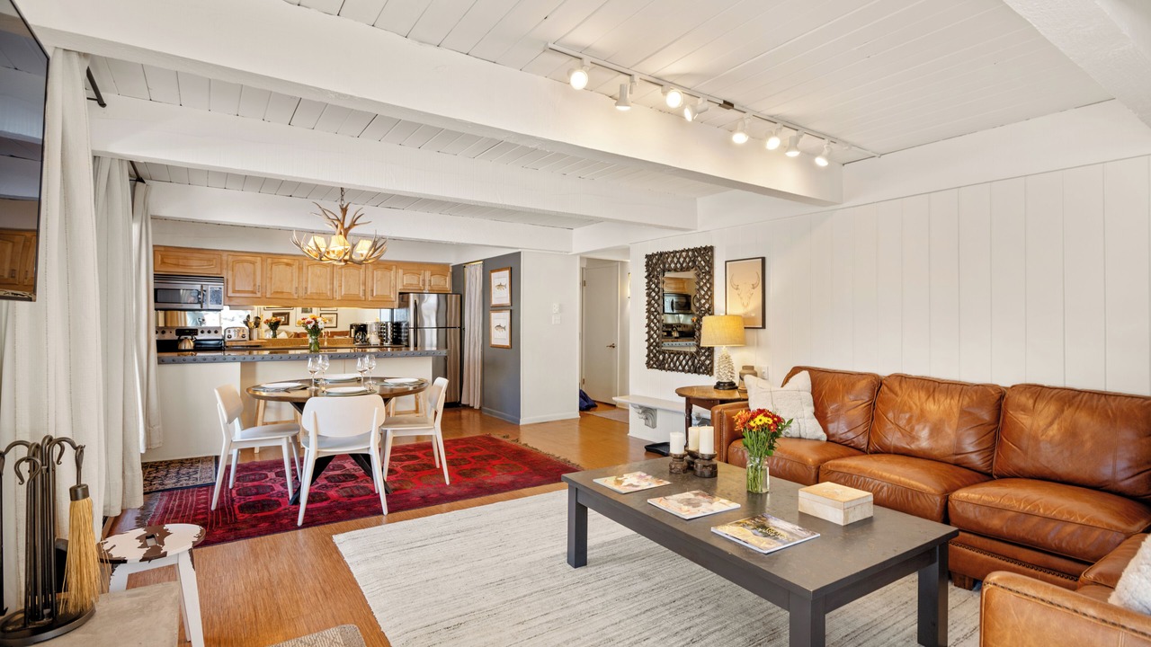 Photo of Livingroom in Aspen