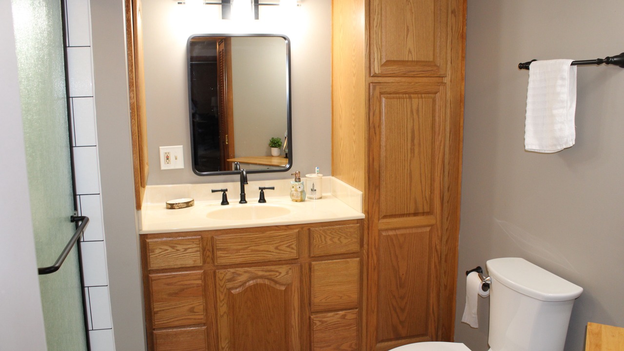 Photo of Bathroom in Town of Lysander