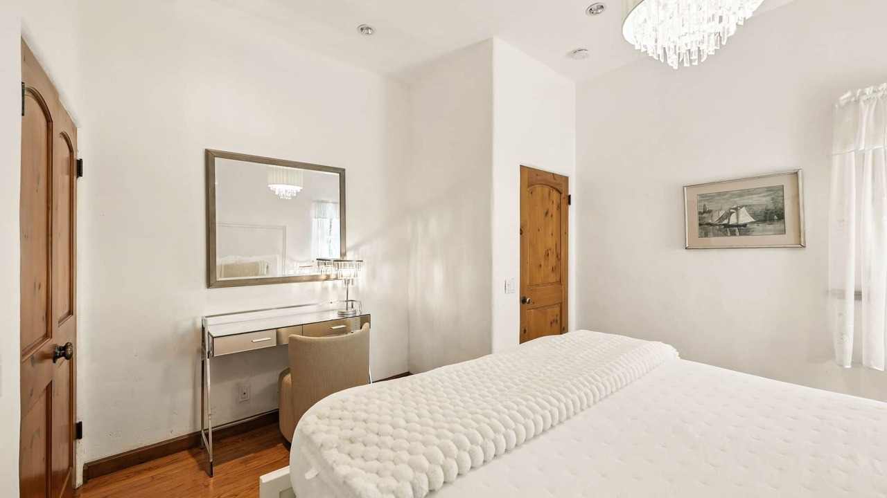 Photo of Bedroom in West Beach
