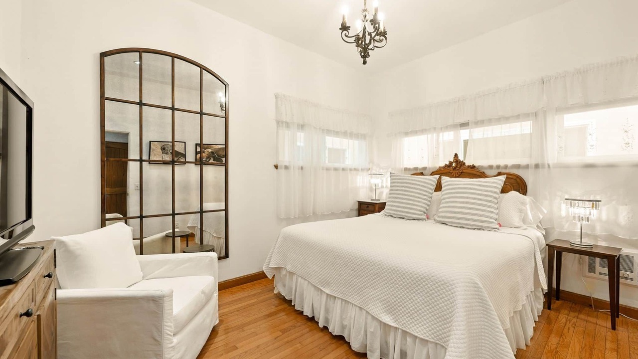 Photo of Bedroom in West Beach