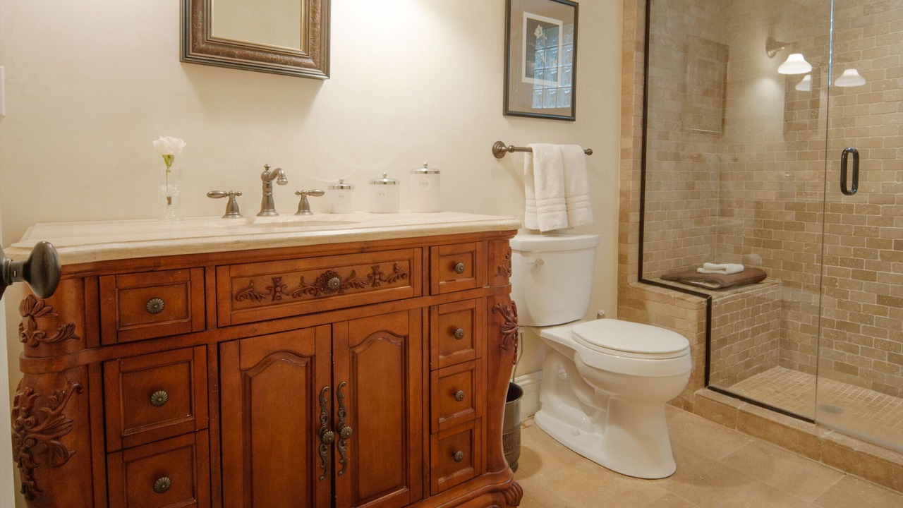 Photo of Bathroom in Central Boulder
