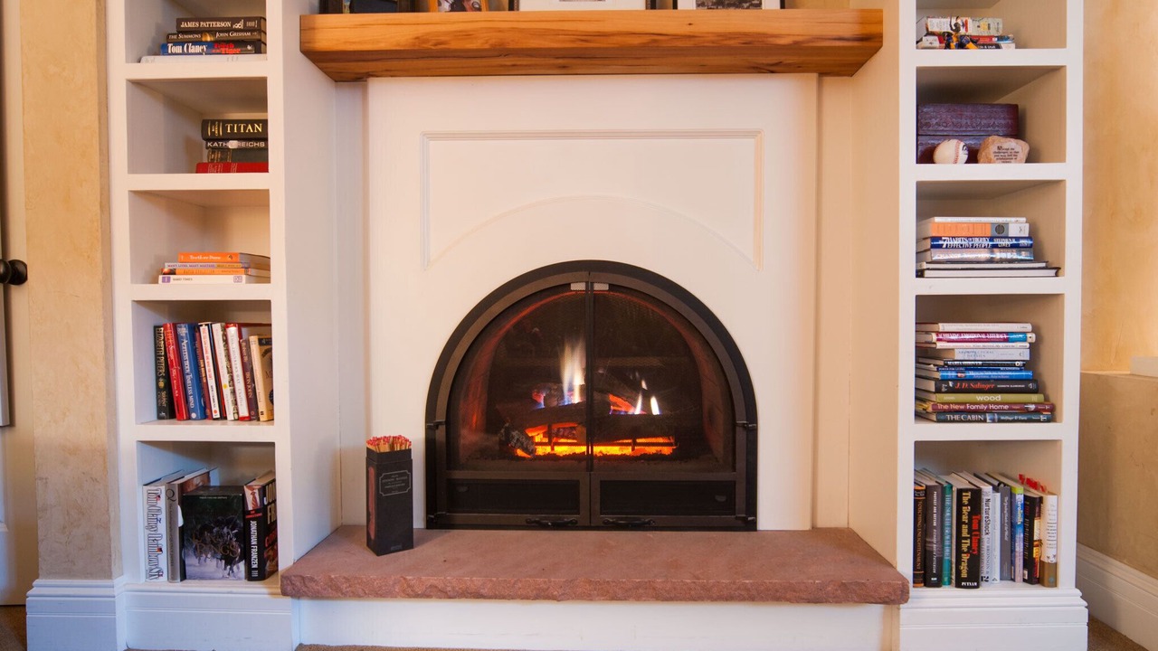 Photo of Livingroom in Central Boulder