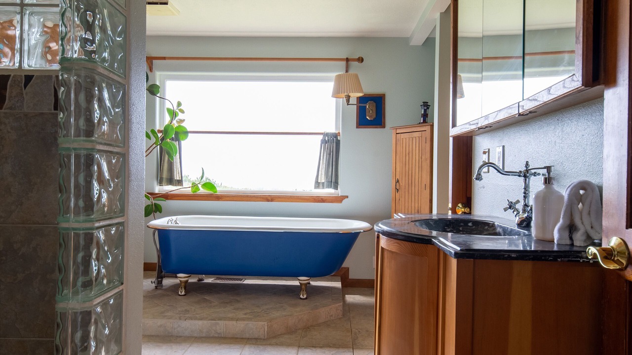 Photo of Bathroom in Newport