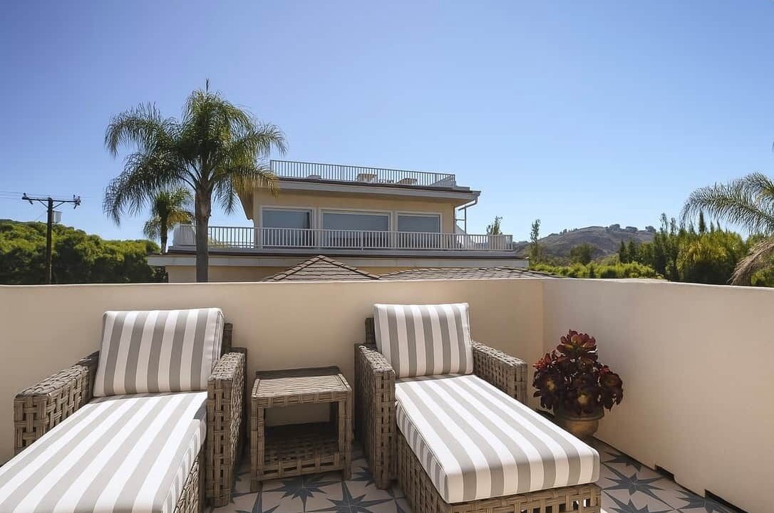 Photo of Patio Balcony in West Beach