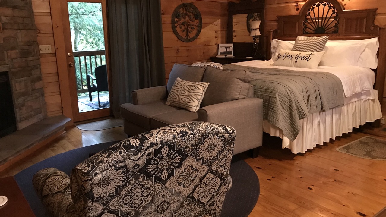 Photo of Bedroom in Gatlinburg