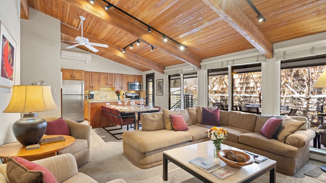 Photo of Livingroom in Aspen