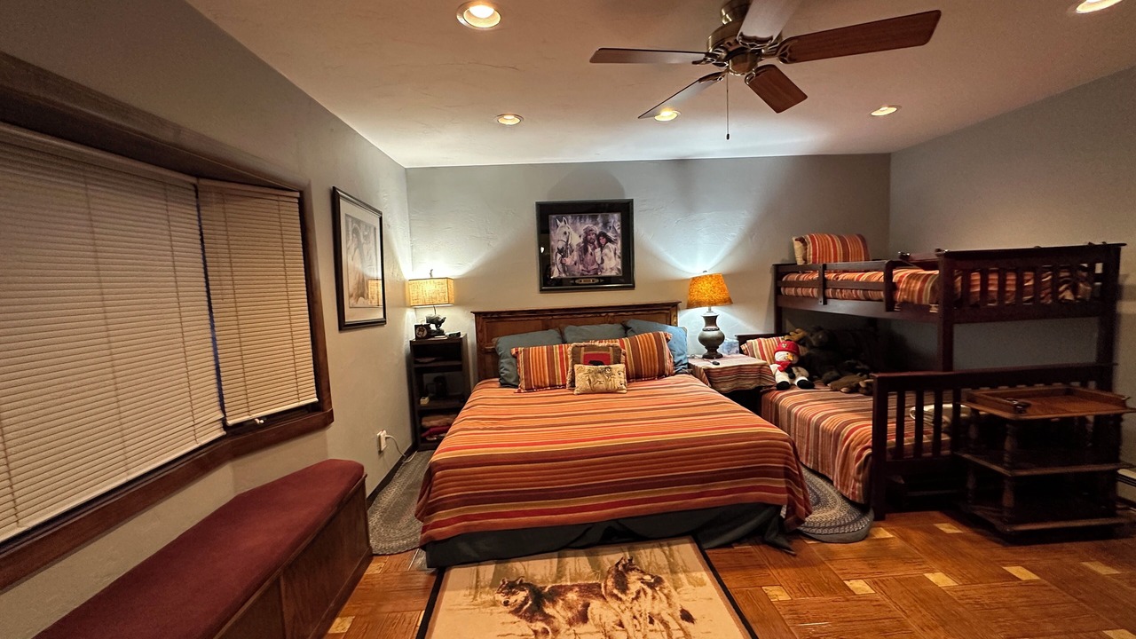 Photo of Bedroom in South Fork