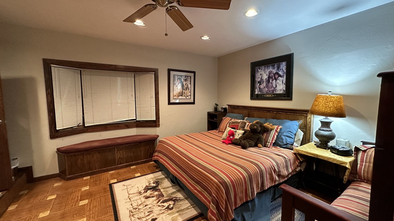 Photo of Bedroom in South Fork