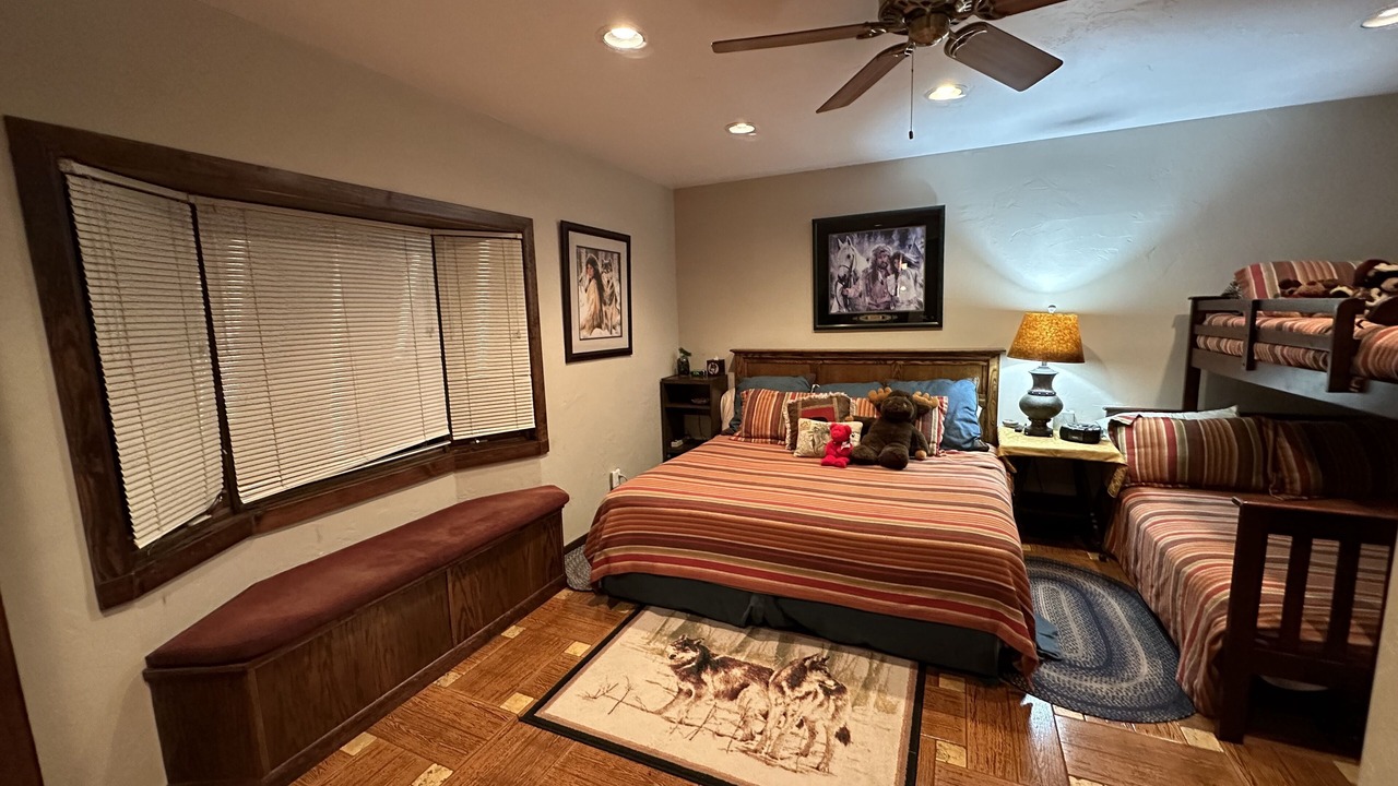 Photo of Bedroom in South Fork