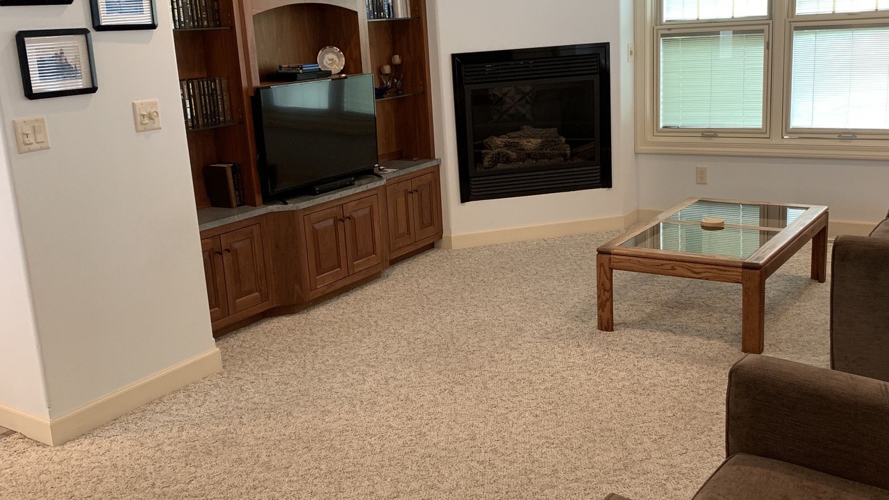 Photo of Livingroom in Two Rivers