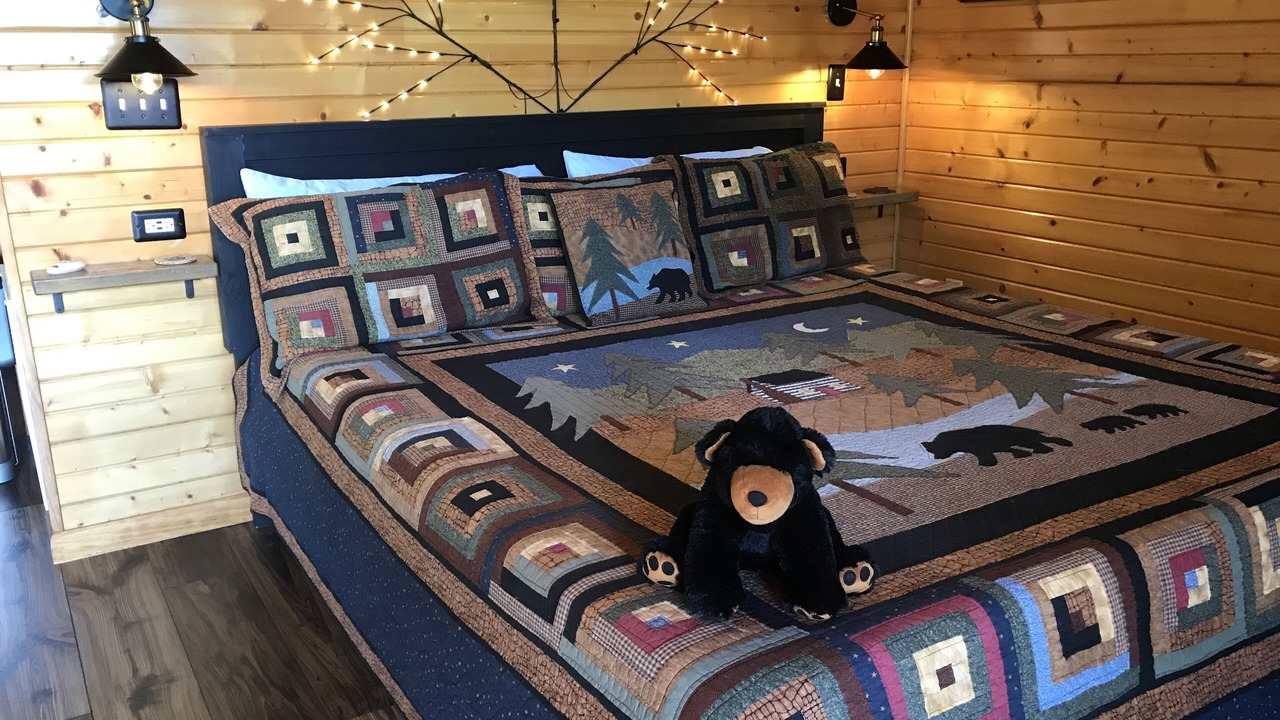 Photo of Bedroom in Gatlinburg - Pigeon Forge
