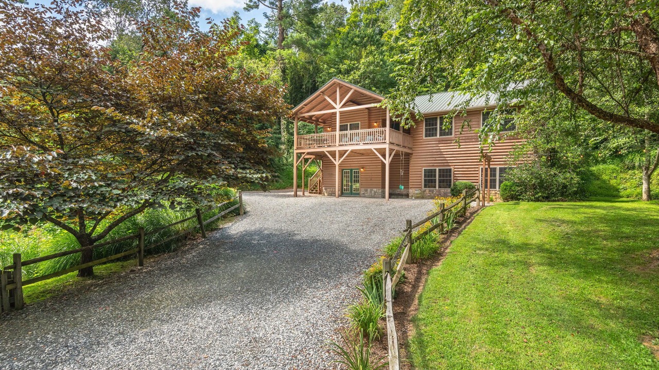 Photo of Others in Weaverville
