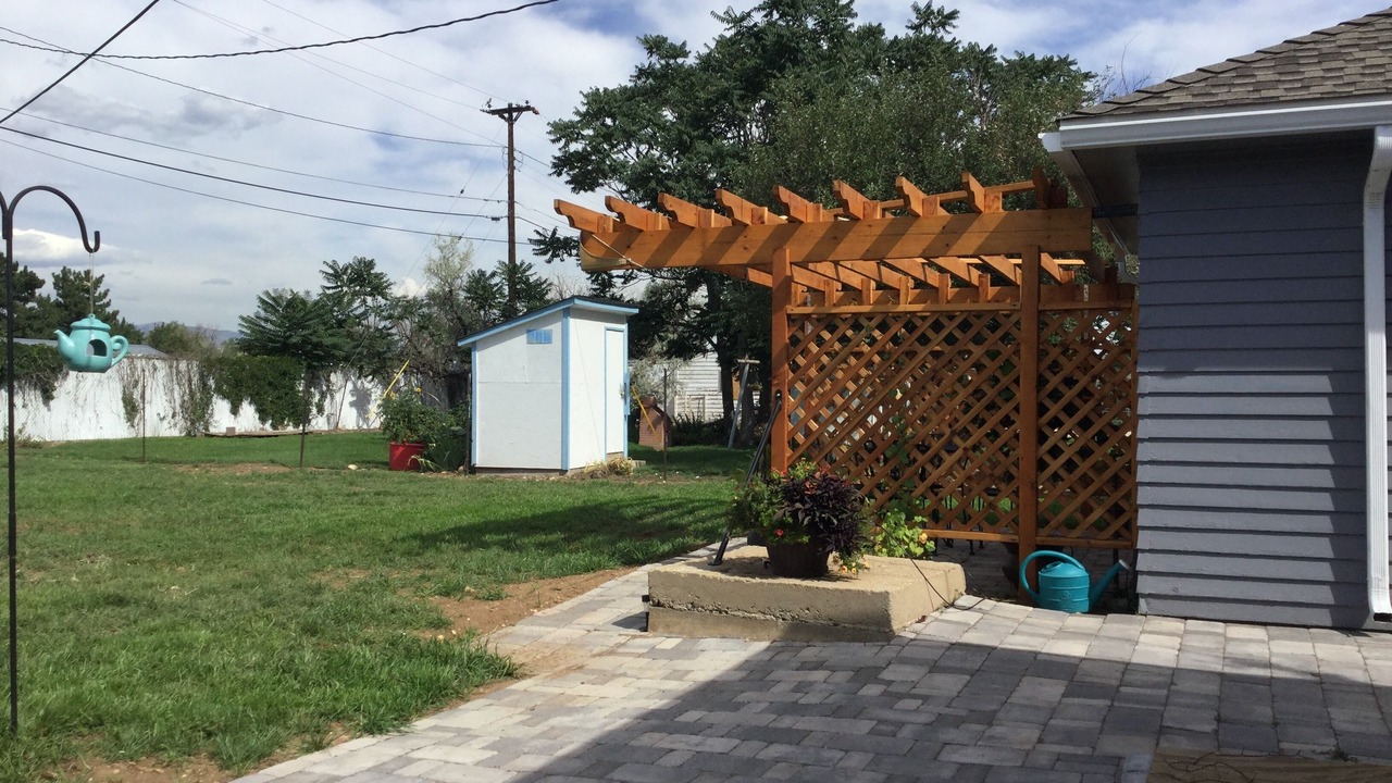 Photo of Outdoor in Golden