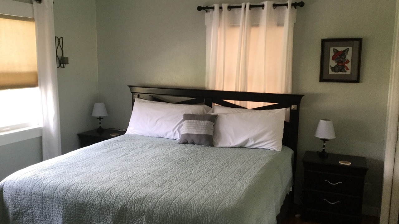 Photo of Bedroom in Golden