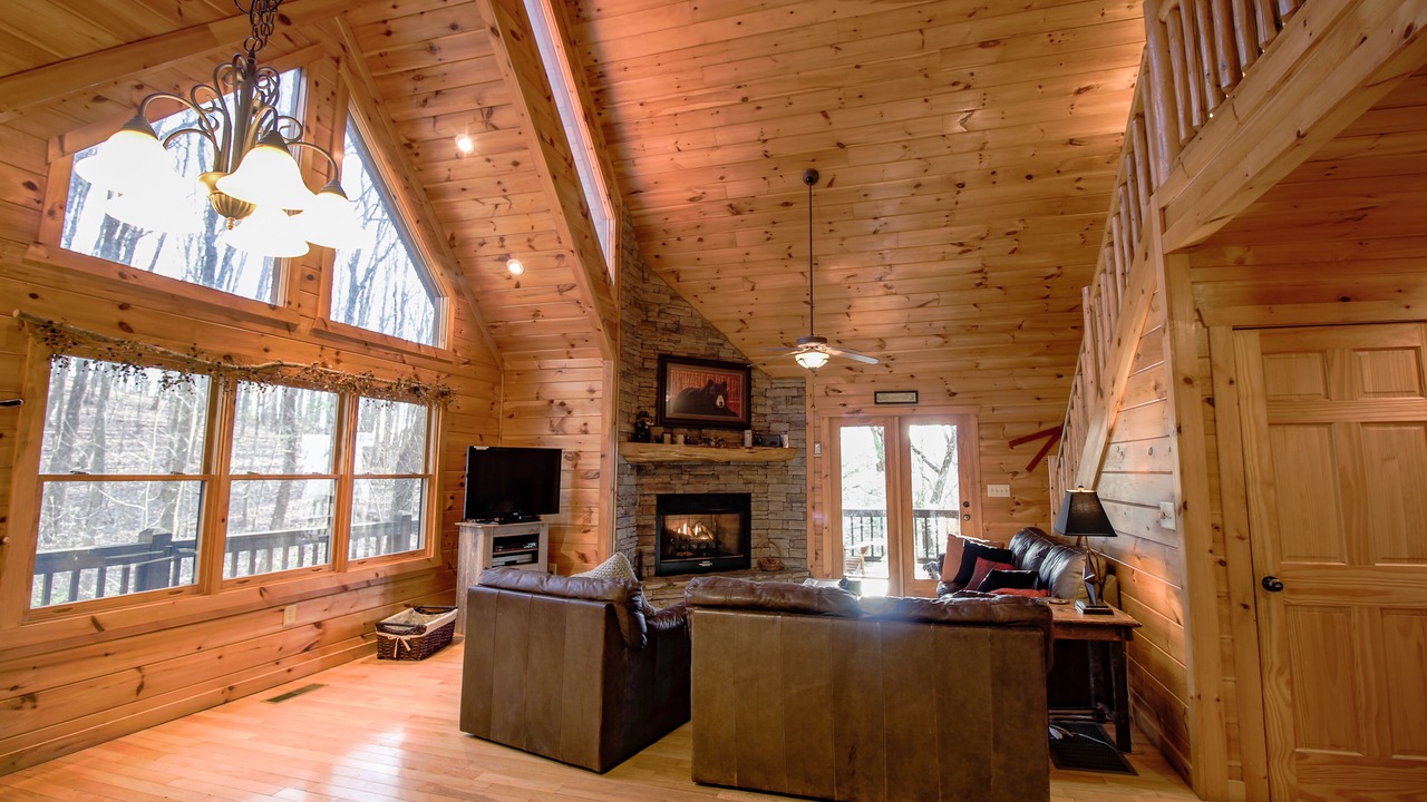 Photo of Livingroom in Foxfire Estates