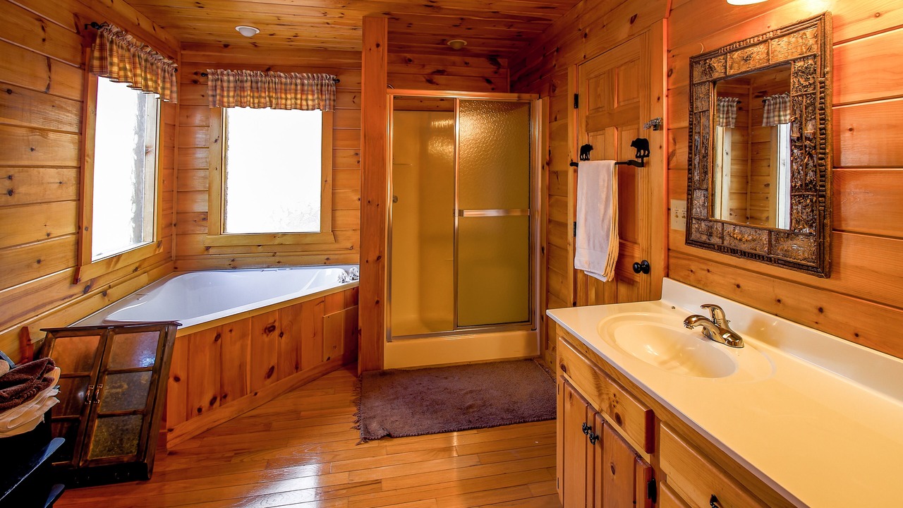 Photo of Bathroom in Foxfire Estates
