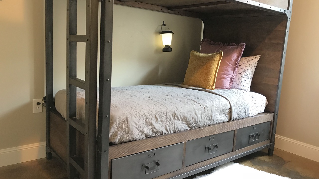 Photo of Bedroom in Mapleton